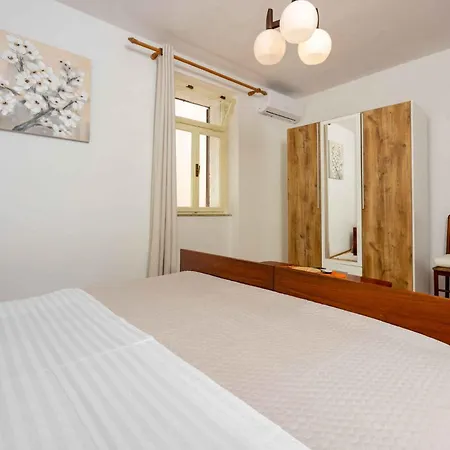 In 45277 Villa
