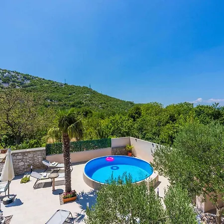 In 45277 Villa