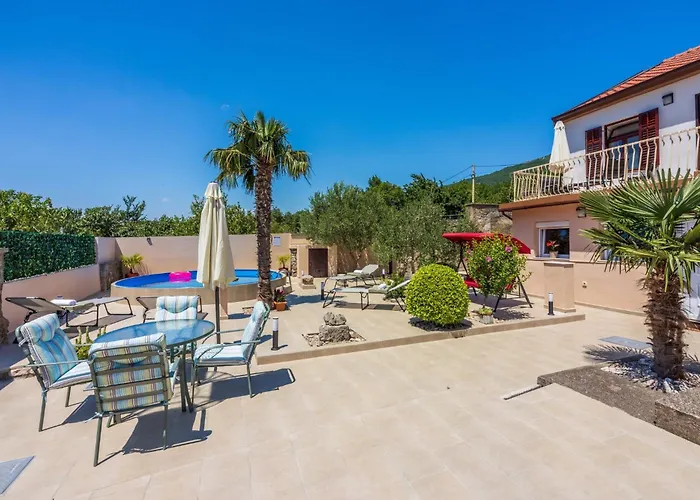In 45277 Villa